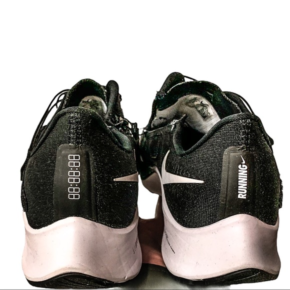 Nike zoom Pegasus size 13 like new 9.9/10 - Picture 3 of 4